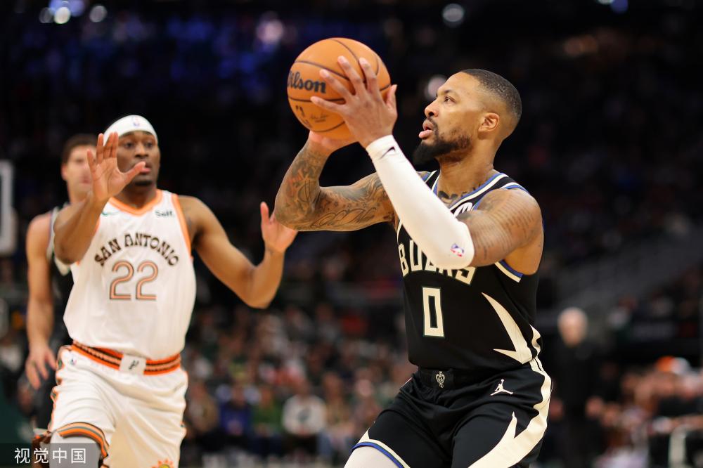 他不仅控制 他不仅控制