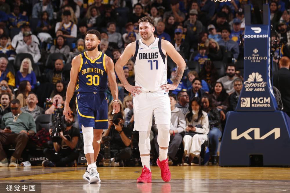 还有球员个 还有球员个