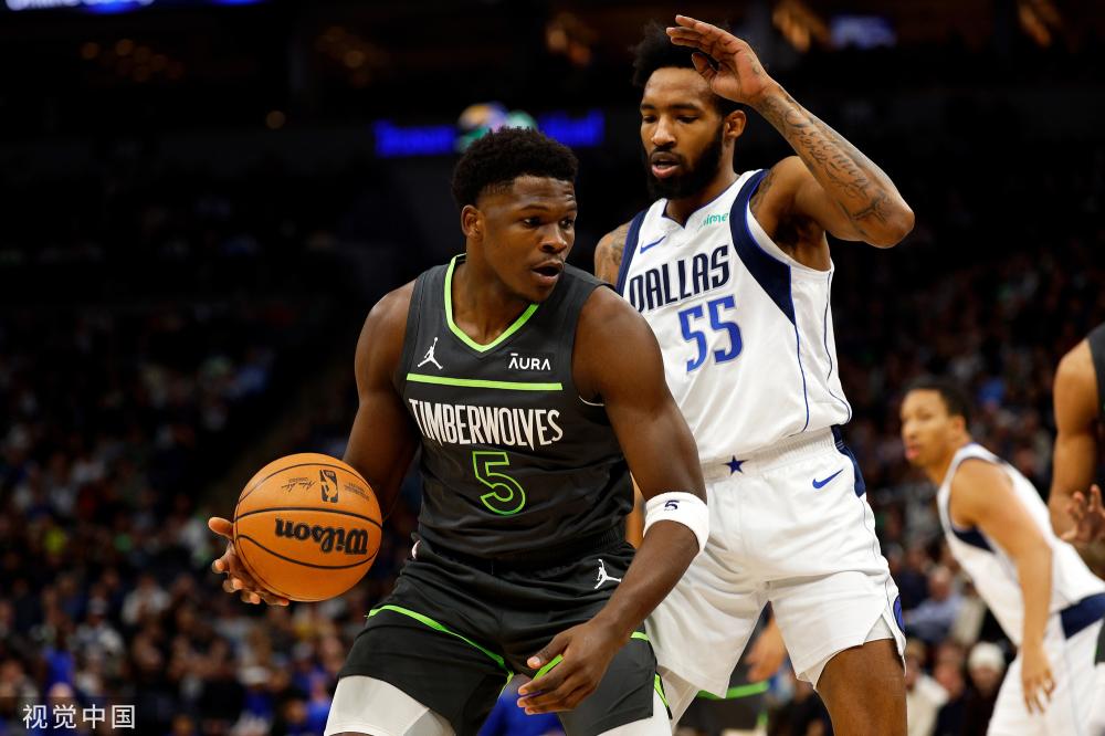 在社交媒体 在社交媒体